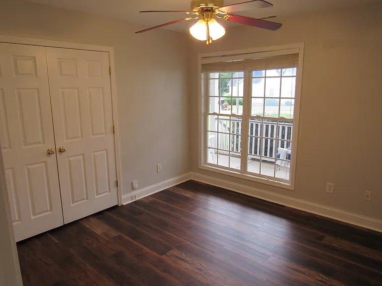 1511 Crowders Woods Dr — Photo 22