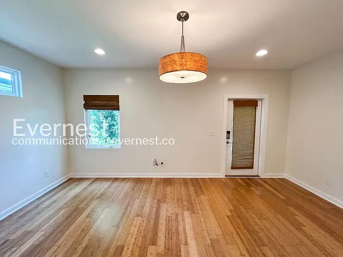 5210B Michigan Ave — Photo 15