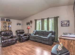 17328 Harlequin Dr, BEND, OR 97707