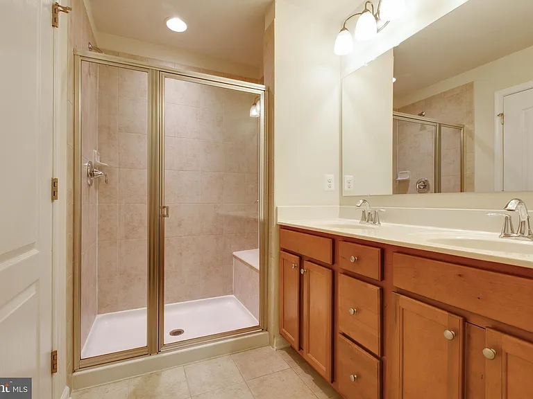 1022 Linden Dr — Photo 27