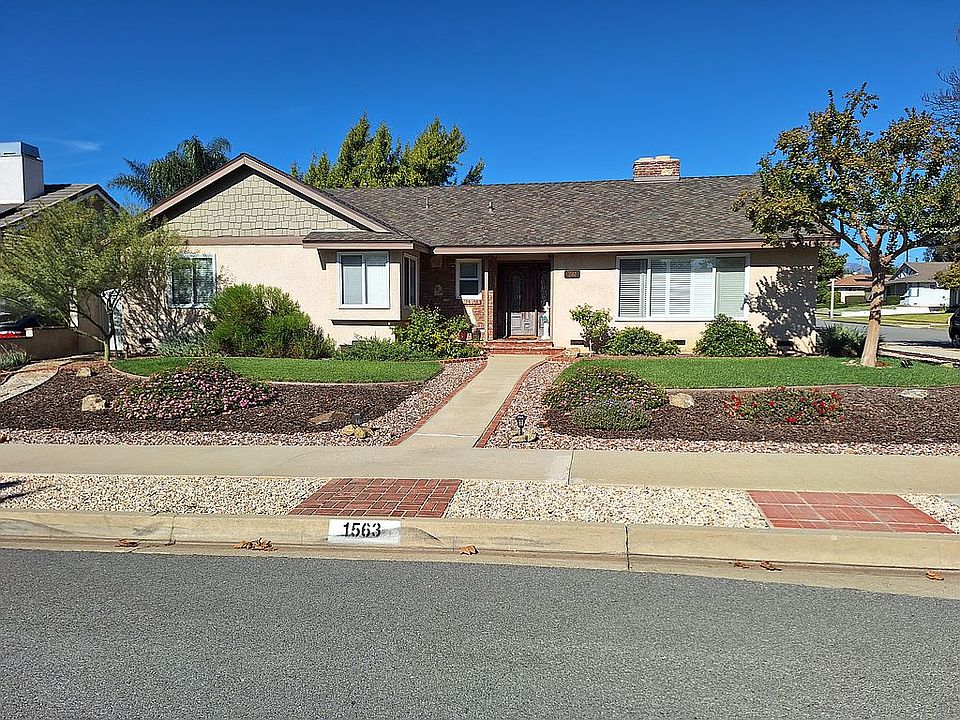 1st image of 1563 E Algrove St