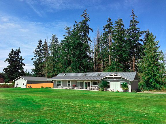 3rd image of 173 Savanna Soleil Way