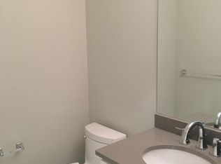 9 Carthay Cir, Newton Highlands, MA 02461