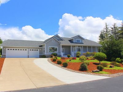 87945 Lake Point Dr, Florence, OR, 97439