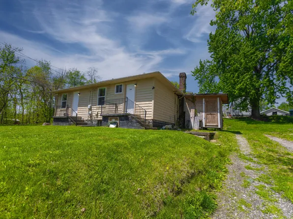 7300 Simmons Church Rd, Centerburg, OH 43011