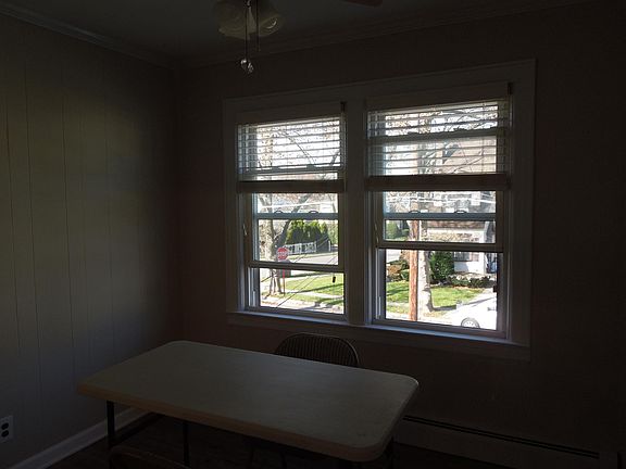 4th image of 2 White Ave #2