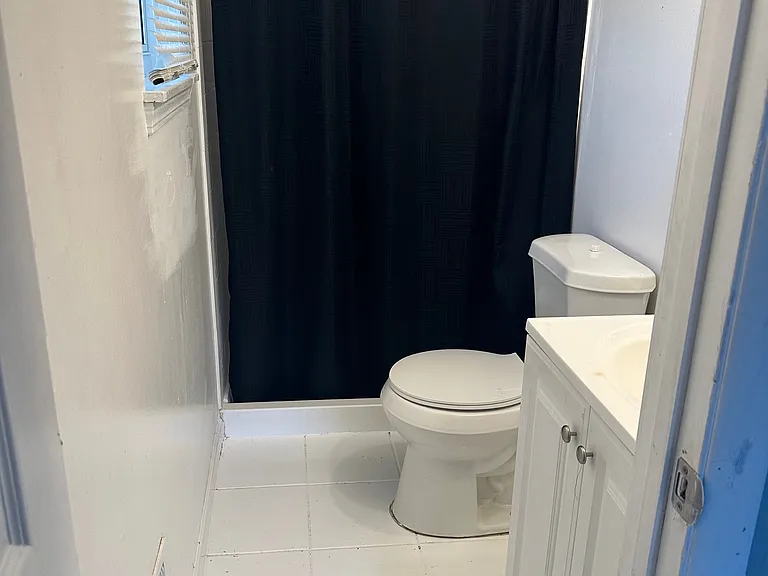 8475 Essex Ave — Photo 14