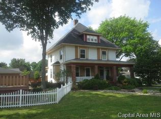 405 S 11th St, Monmouth, IL 61462