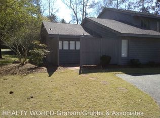 1601 Sherbrooke Cir, Laurinburg, NC 28352