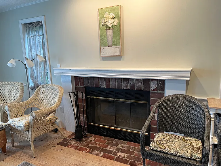 E Shore Dr — Photo 16