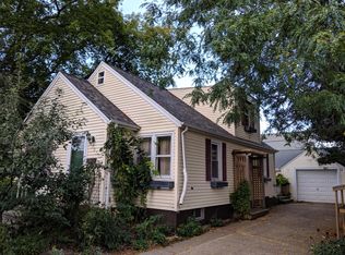 6707 15th Ave, Kenosha, WI 53143