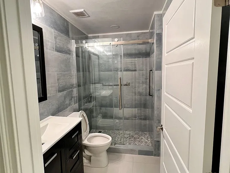 720 Birdie Ct — Photo 8