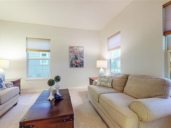 3rd image of 6627 Regal Woods Dr