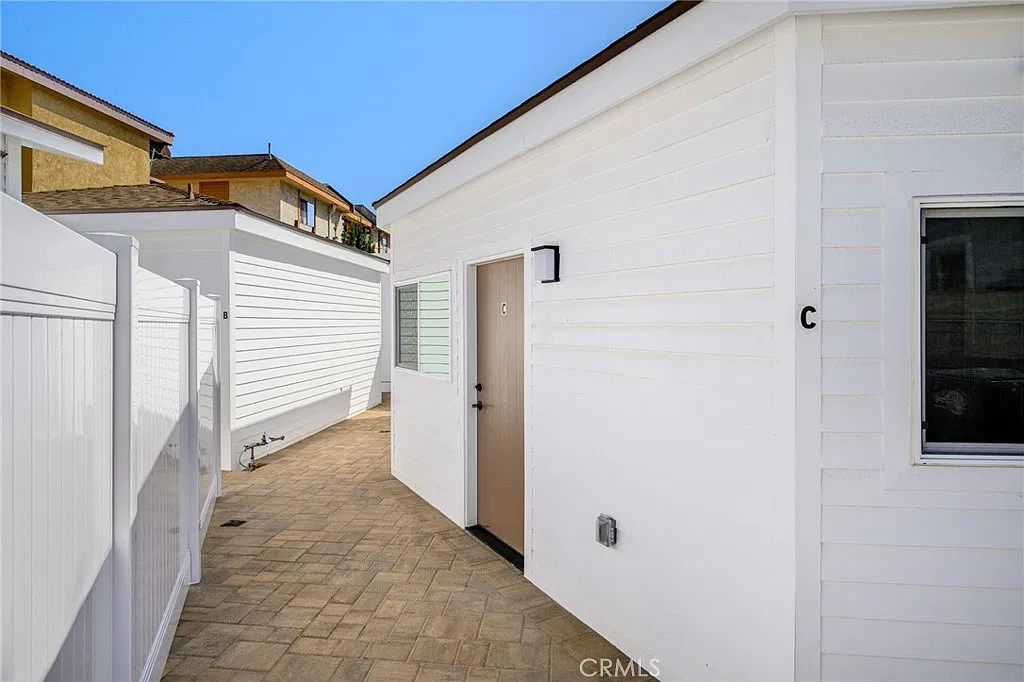 1 bed, 437 sqft, $1,800 — Photo 1