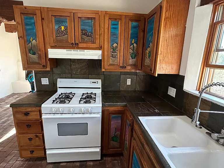 2645B Chelsea Ln — Photo 7