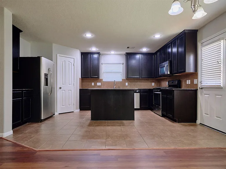 8230 Silent Deep Dr — Photo 11