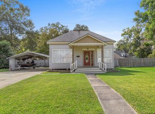 519 Davis St, Jennings, LA 70546