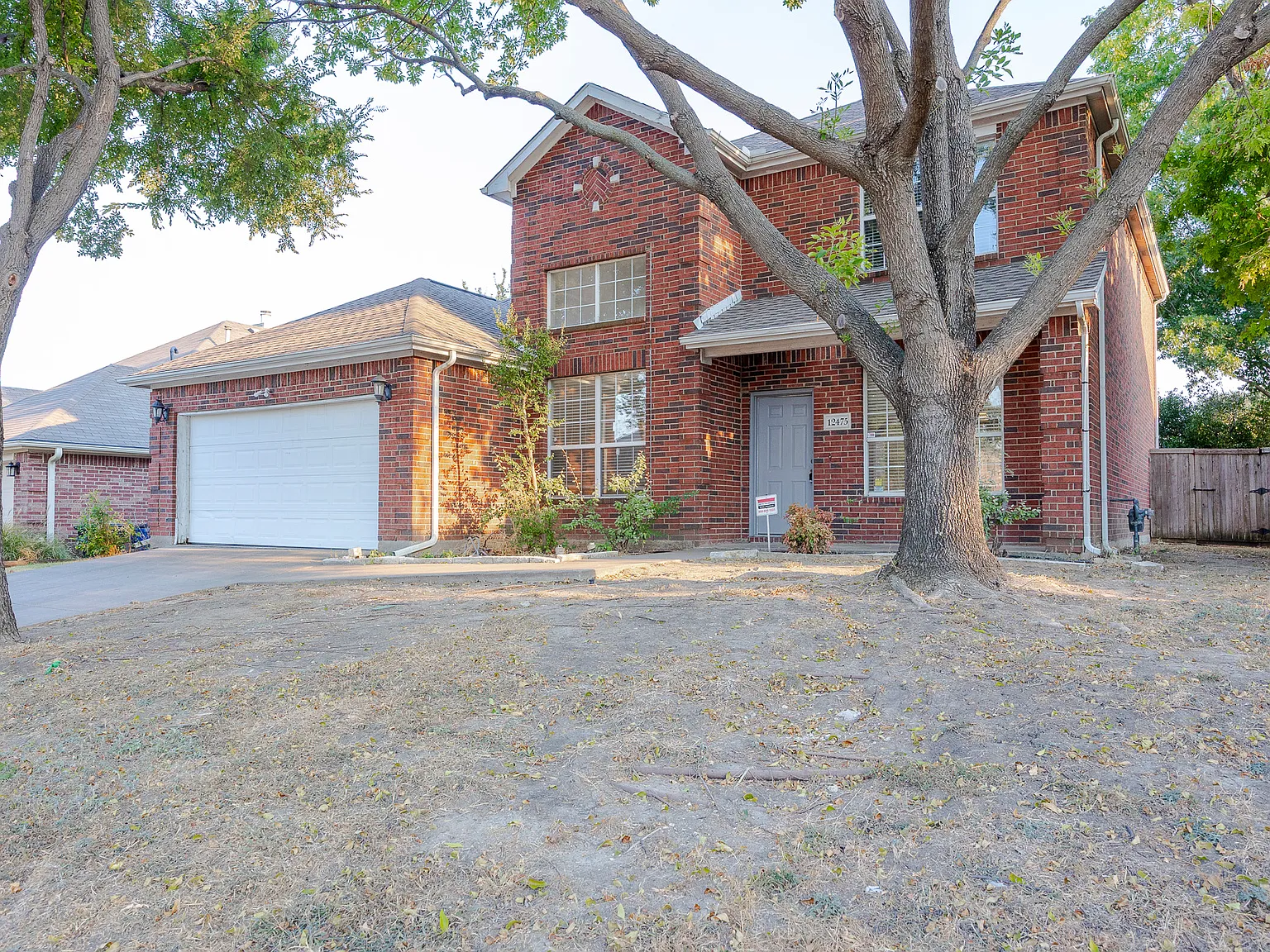 4 bed, 2.5 bath, 2334 sqft, $2,250 — Photo 3