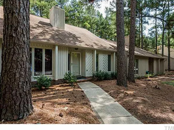 120 Berry Patch Ln, Chapel Hill, NC 27514
