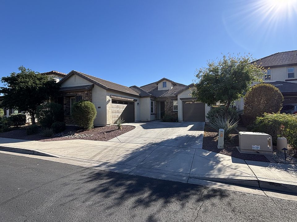 1st image of 8037 W Spur Dr