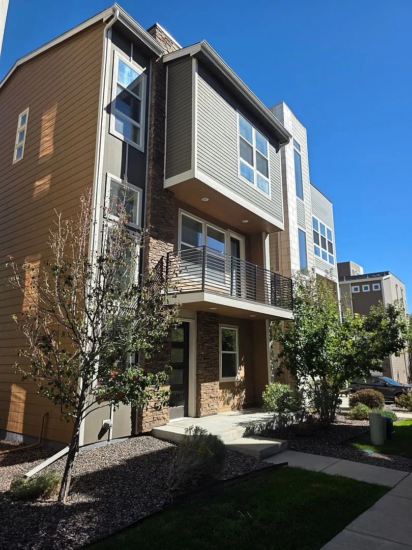 Modern home with bright, open living-zero yard work! — Photo 2
