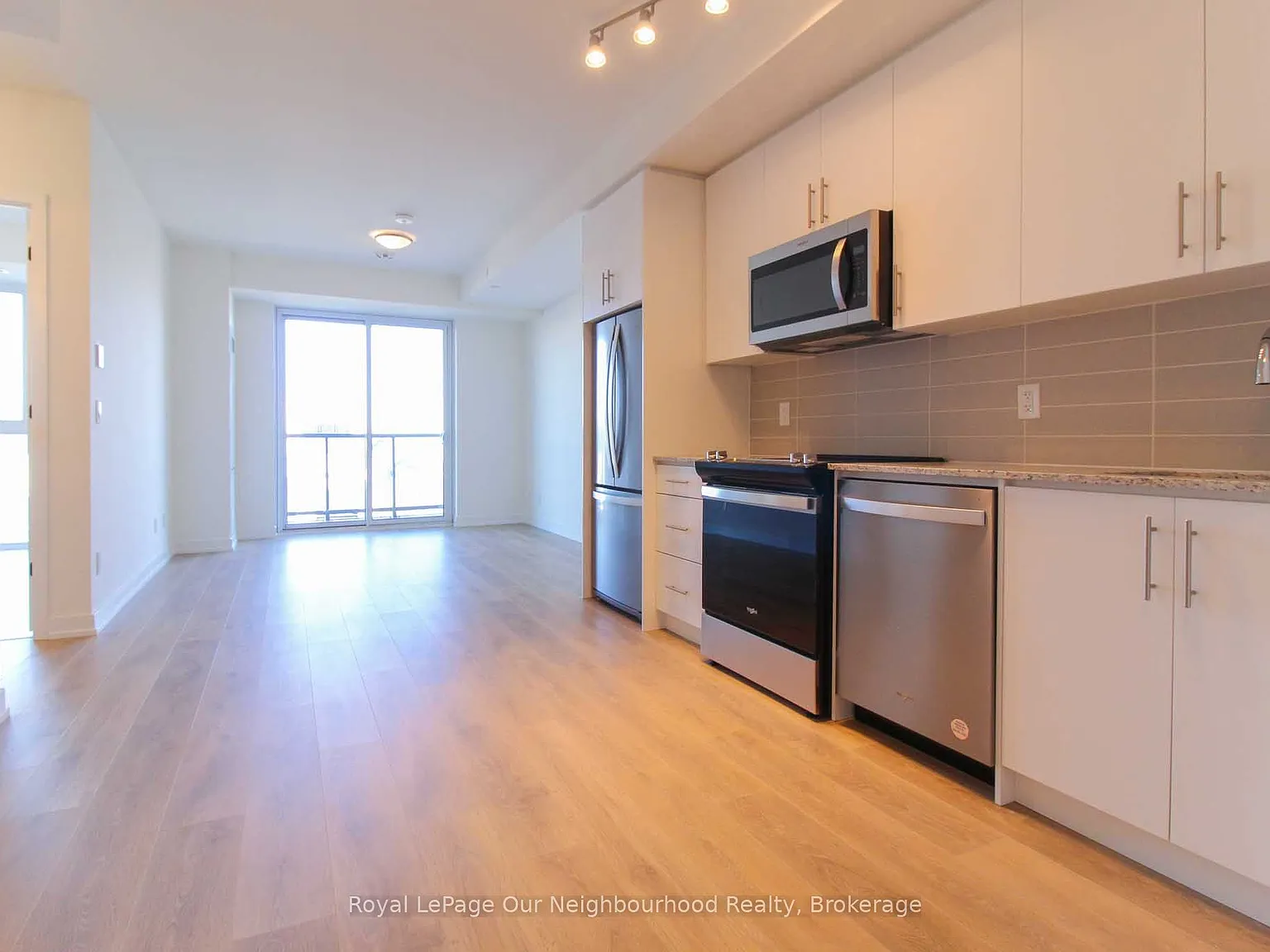 1 bed, $2,100 — Photo 4