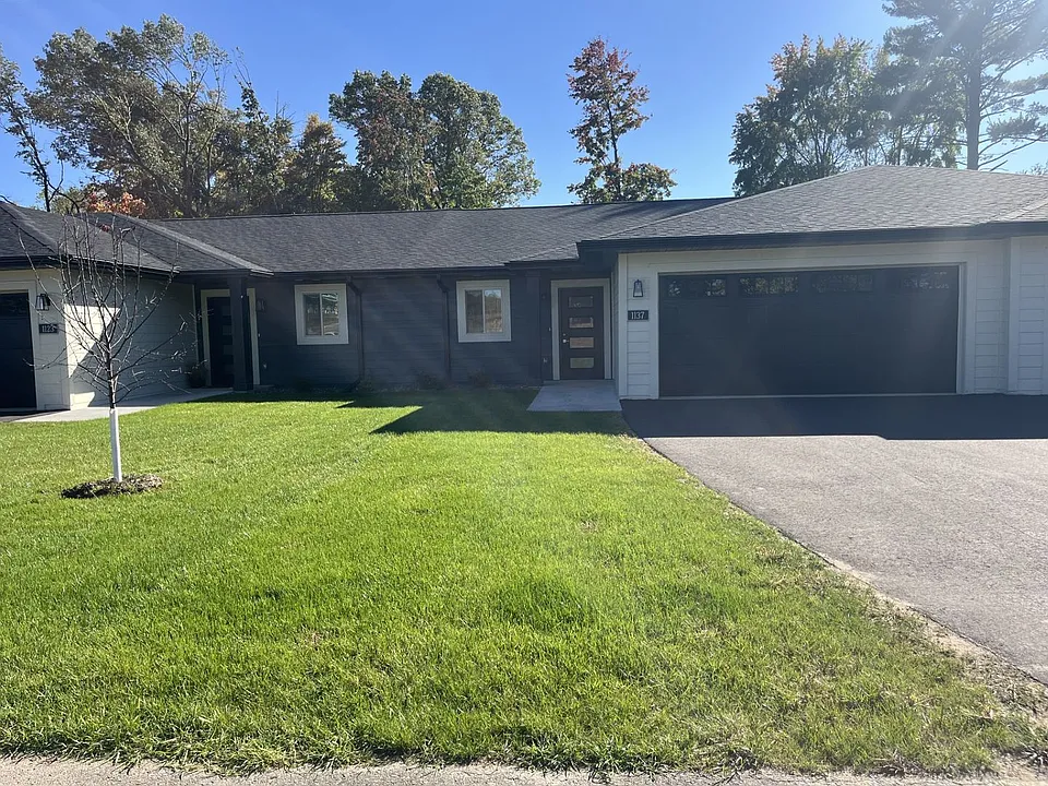 1137 Saint Andrews Dr