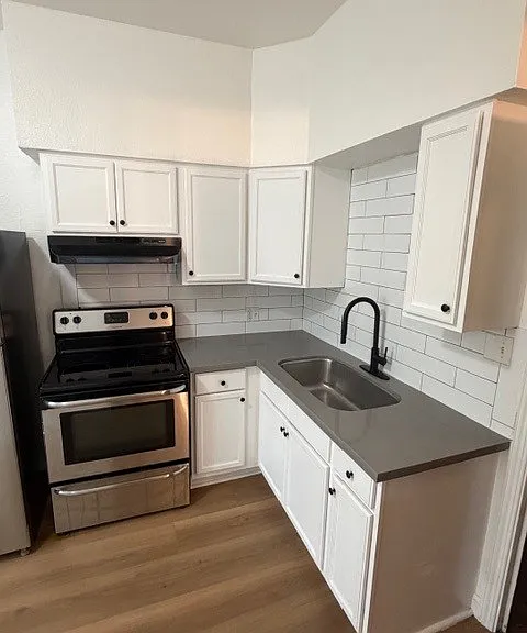 222 Avenue 18 #12 — Photo 4