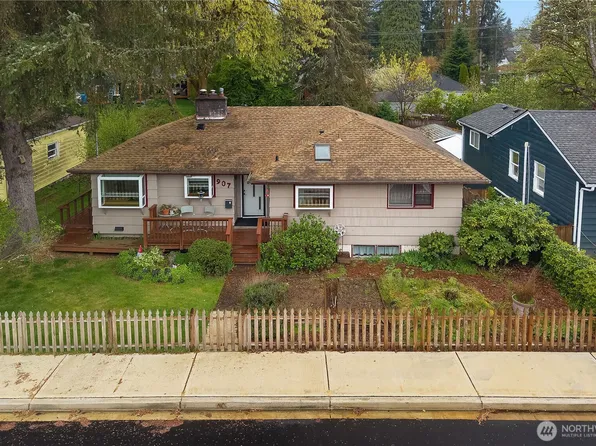 907 6th Avenue SW, Tumwater, WA 98512