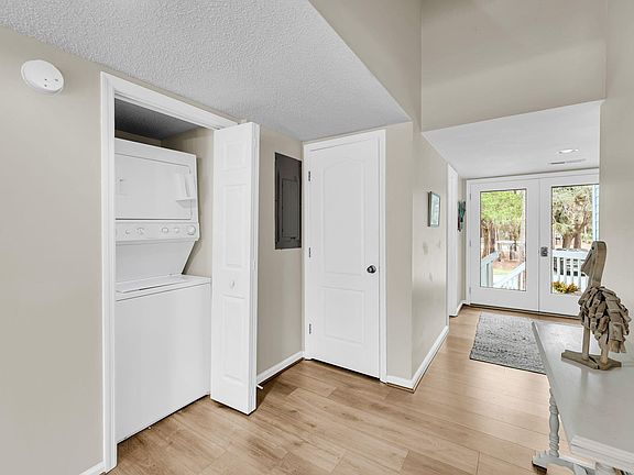 4th image of 496 Sea Cloud Cir