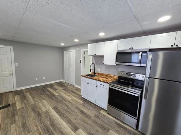 71 Water, 71 Water St #26, Hallowell, ME 04347