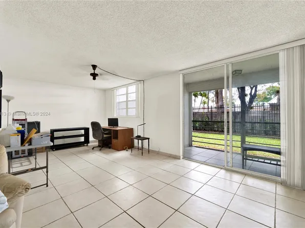 14155 SW 87th St #E102, Miami, FL 33183