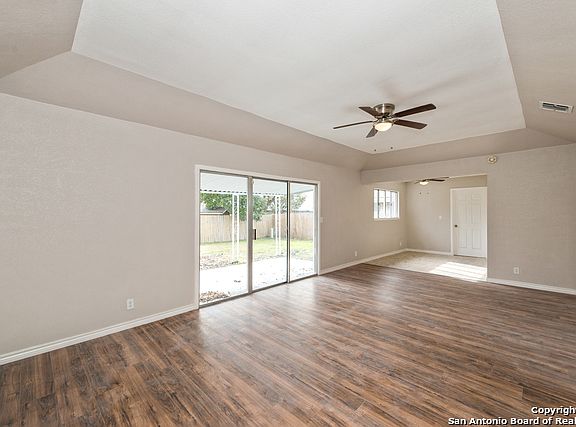 5th image of 6706 Cypress Lake Dr