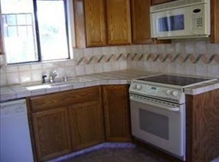 1613 Couchman Ln, Modesto, CA 95355