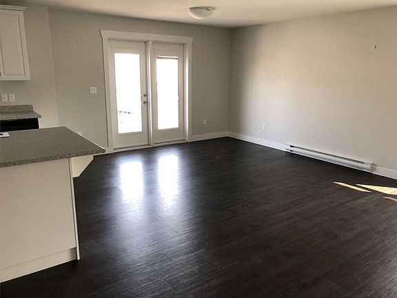 5th image of 10112 96th Ave #1