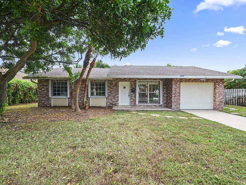 1st image of 532 Lindell Blvd