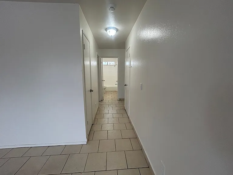 Santanna Apartments — Photo 3