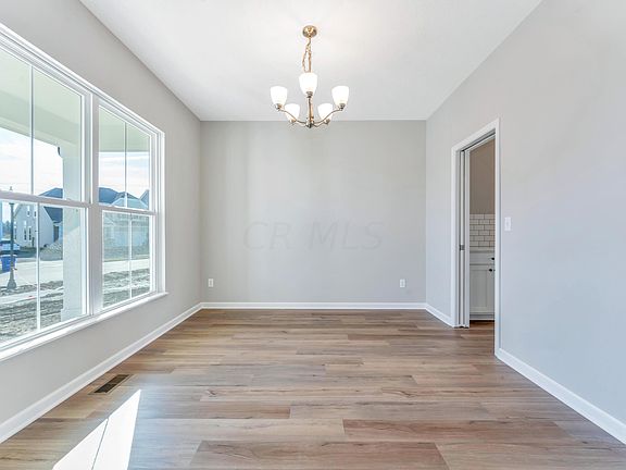 3rd image of 73 Sienna Glenn Dr