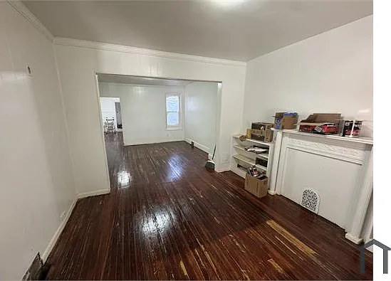 330 Walnut St — Photo 2