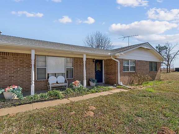 3rd image of 33057 Square Top Rd