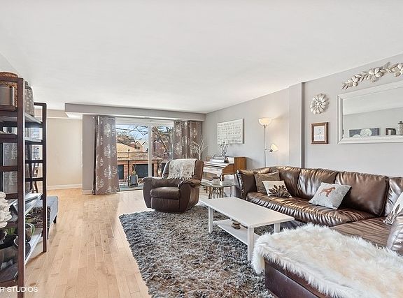 4th image of 1535 Park Ave APT 203
