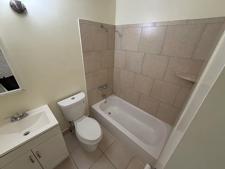 7314 NW 38th St #4 — Photo 9