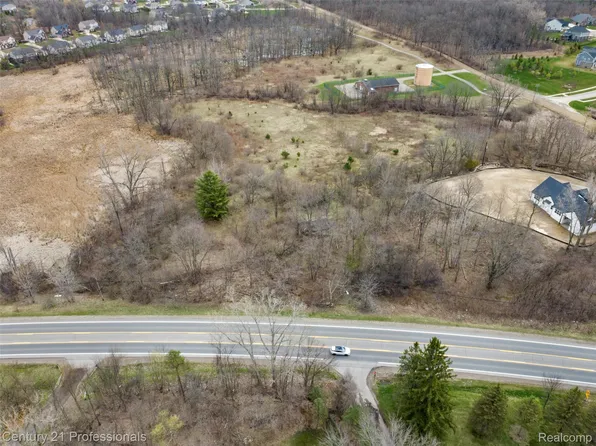 0 S Rochester Rd, Oakland, MI 48363