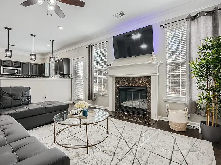 6294 Spring Knoll Ct — Photo 8