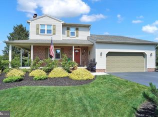 2009 Golden Eagle Dr, York, PA 17408