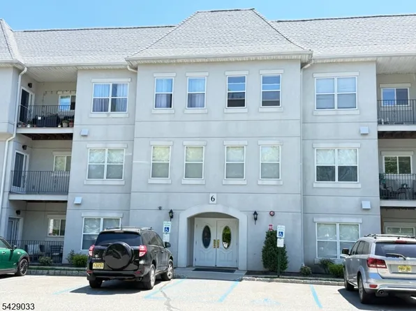 608 Brittany Dr, Wayne Twp., NJ 07470