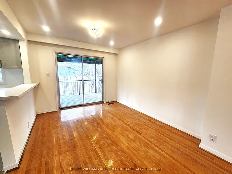 35 Shippigan Cres — Photo 3