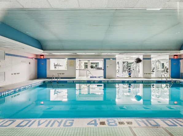 250 East 40th Street image 14 of 20