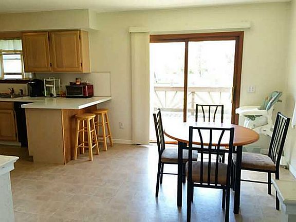 5th image of 2045 County Road D