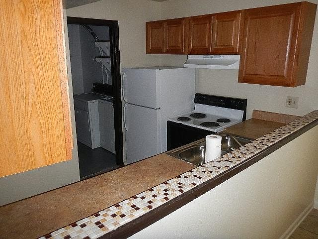 Kitchen and Laundry